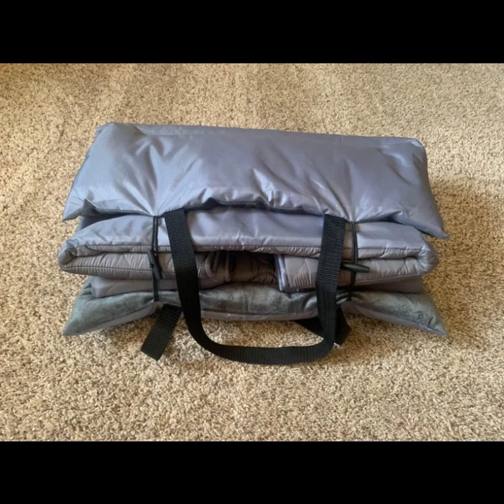 Travel dog bed